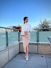 Load image into Gallery viewer, Tiffany skirt in beige
