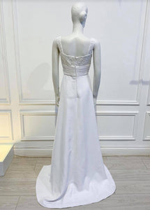 Queen jumsuit in white