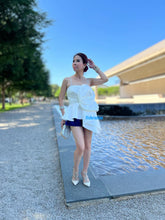 Load image into Gallery viewer, Snow white tank top
