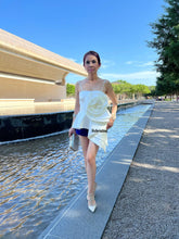 Load image into Gallery viewer, Snow white tank top
