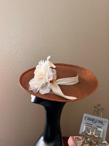 Queen Brown Ivory hat