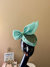 Load image into Gallery viewer, Green hat base - bow in turquoise and cover crown
