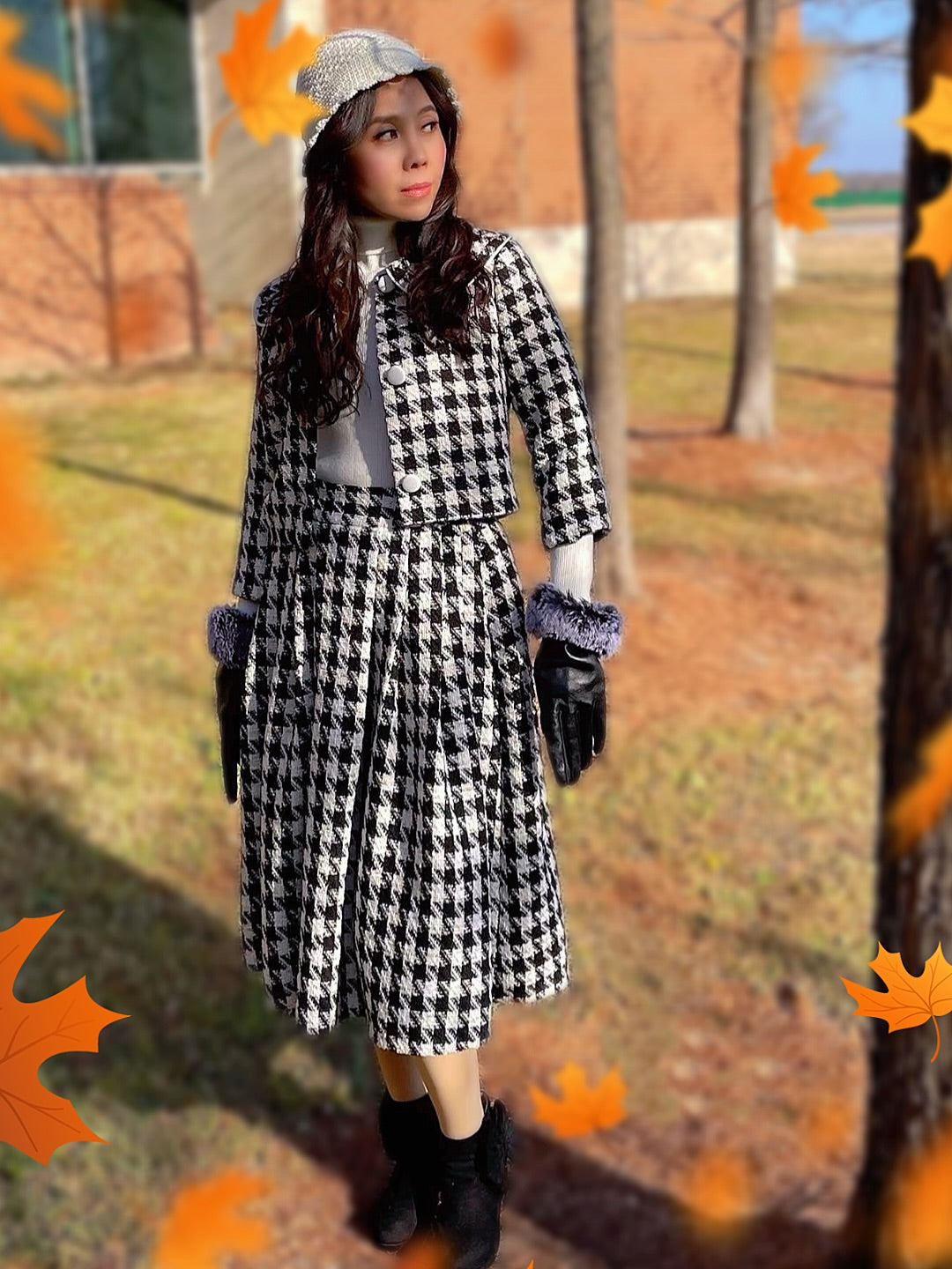 Lisa Collar set in Tweed