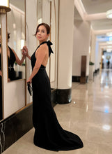 Load image into Gallery viewer, iVogue
iVogue Christine
Christine iVogue
Christine Kennedy
Fashion Designer
Forth Worth Fashion Week

