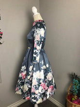 Load image into Gallery viewer, Kennedy Dress in Roses Grey Taffeta - Shop women style vintage, Audrey Hepburn jackets online -Christine
