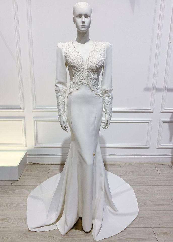 Diana Gown in solid white - Shop women style vintage, Audrey Hepburn jackets online -Christine