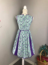 Load image into Gallery viewer, Lobell Dress in Bloom flower silk cotton - Shop women style vintage, Audrey Hepburn jackets online -Christine
