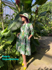 Laura Dress in Solid cotton Tropical Leaves size S - Shop women style vintage, Audrey Hepburn jackets online -Christine