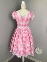 Load image into Gallery viewer, Elisa Dress in Gingham pink linen - Shop women style vintage, Audrey Hepburn jackets online -Christine
