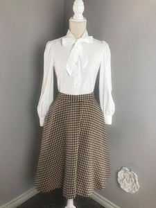 Lolita waistcoat suit in Tweed white blouse - Shop women style vintage, Audrey Hepburn jackets online -Christine