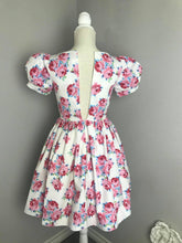 Load image into Gallery viewer, Bella Dress in Rose blooms cotton size S - Shop women style vintage, Audrey Hepburn jackets online -Christine
