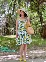 Load image into Gallery viewer, May Dress in Lemon Print cotton size S - Shop women style vintage, Audrey Hepburn jackets online -Christine
