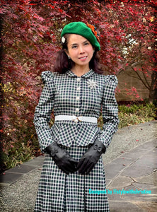 Liz set in gingham