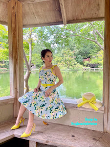Junie Dress in flowers Rayon size S - Shop women style vintage, Audrey Hepburn jackets online -Christine