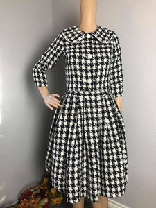 Lisa Collar suit in Tweed plaid patterns size S - Shop women style vintage, Audrey Hepburn jackets online -Christine