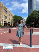 Load image into Gallery viewer, Angela Dress in Green tartan linen size S - Shop women style vintage, Audrey Hepburn jackets online -Christine
