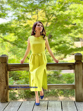 Load image into Gallery viewer, Aria dress in linen
