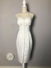 Load image into Gallery viewer, Lilian Dress in white linen - Shop women style vintage, Audrey Hepburn jackets online -Christine
