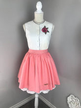 Load image into Gallery viewer, Julie skirt in Pink matching white top Linen - Shop women style vintage, Audrey Hepburn jackets online -Christine

