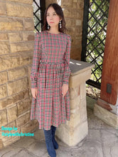 Load image into Gallery viewer, Loren Dress in Autumn Plaid Checkered size S - Shop women style vintage, Audrey Hepburn jackets online -Christine
