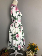Load image into Gallery viewer, Kennedy Dress in Roses Silk - Shop women style vintage, Audrey Hepburn jackets online -Christine
