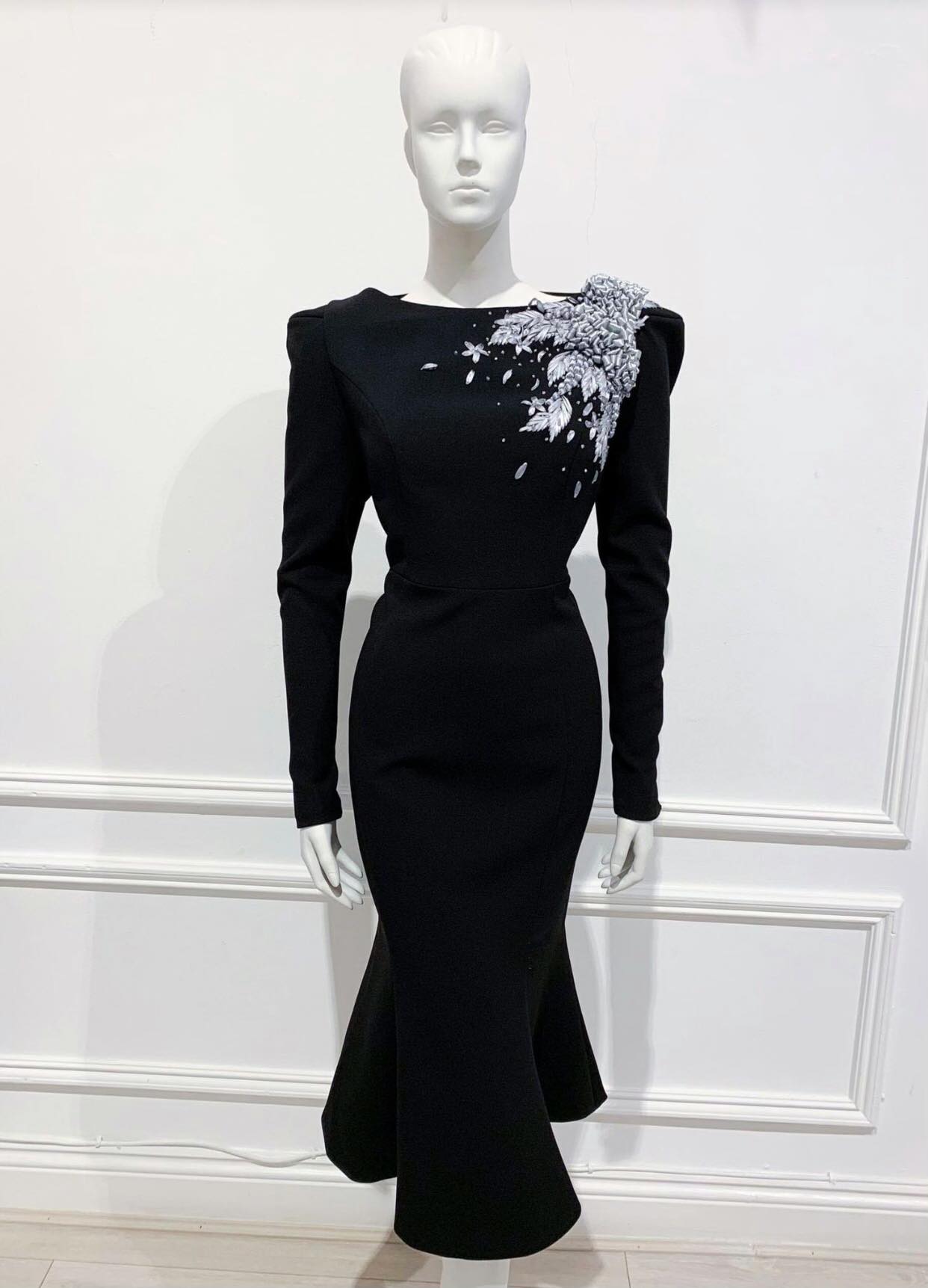 Nita dress in Black - Shop women style vintage, Audrey Hepburn jackets online -Christine